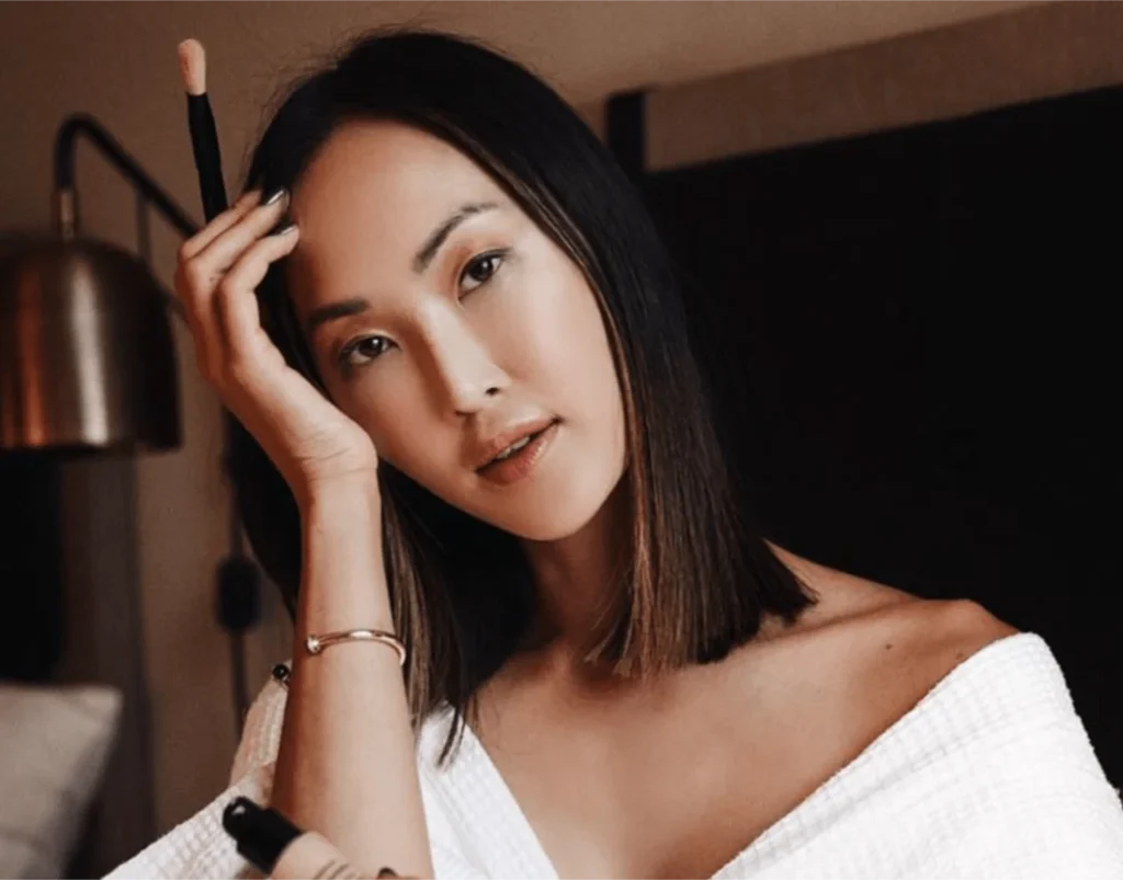 Chriselle Lim, born in 1985, is an American fashion stylist, lifestyle and beauty blogger, and digital influencer. She was born in Texas and spent four years in Seoul, where she was enrolled in a foreign school.